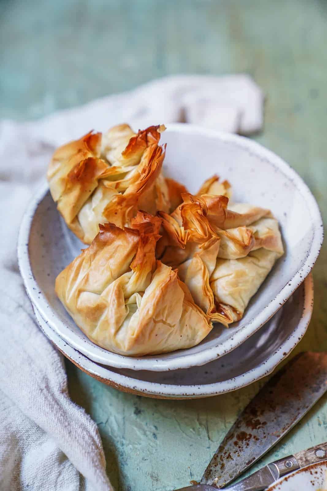 Easy Vegan Mushroom Filo Bites: Your Go-To Party Appetizer